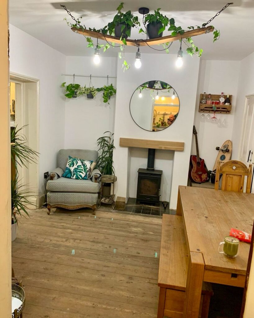 https://sunrisebuildingservices.co.uk/wp-content/uploads/2026/07/542803580_1209701627842977_3829086776543575132_n-818x1024-1.jpg